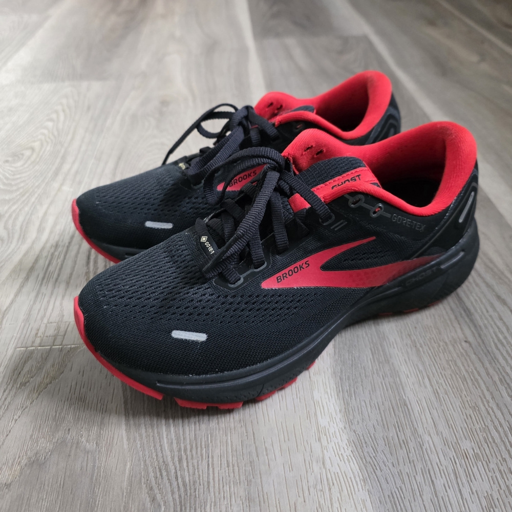 Brooks Men's Ghost 14 GTX Black and Red Running Shoes Size 7